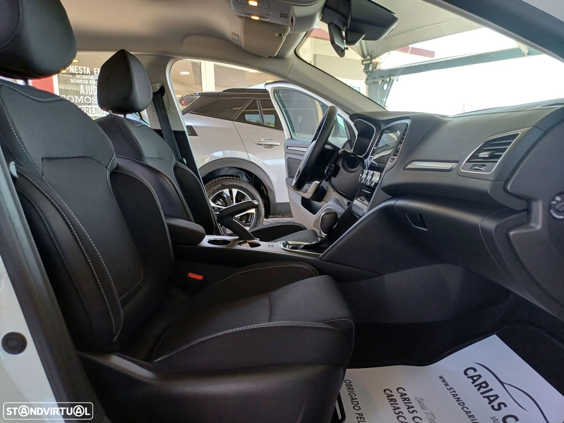 Renault Mégane 1.5 Blue dCi Intens EDC - 11