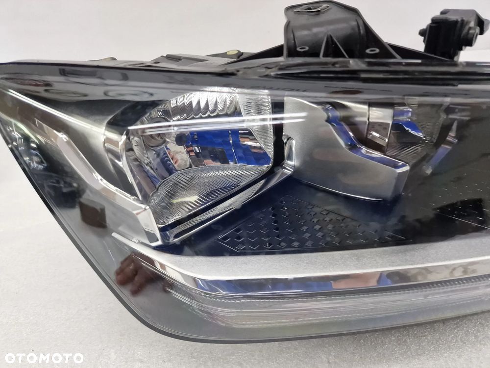 AUDI Q2 81A 16- PRAWA ZWYKŁA LAMPA PRZEDNIA PRZÓD , NR 81A941004 , NR AUKCJI LA583 - 5