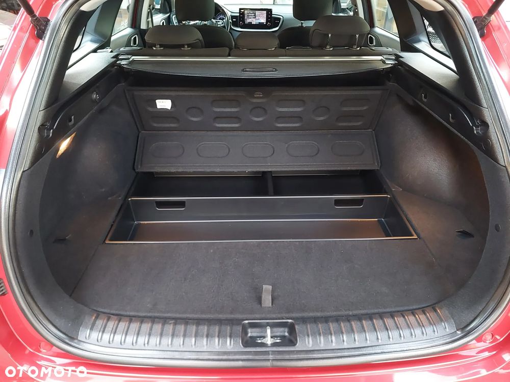 Kia Ceed 1.5 T-GDI M - 9