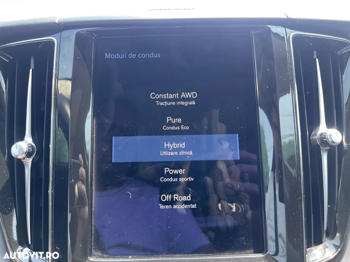 Volvo XC 60 T6 AWD Recharge Geartronic Inscription Expression - 19