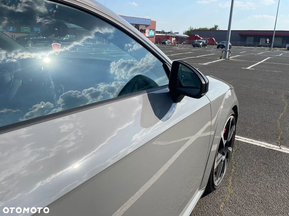 Audi TT RS Coupé quattro S tronic - 16