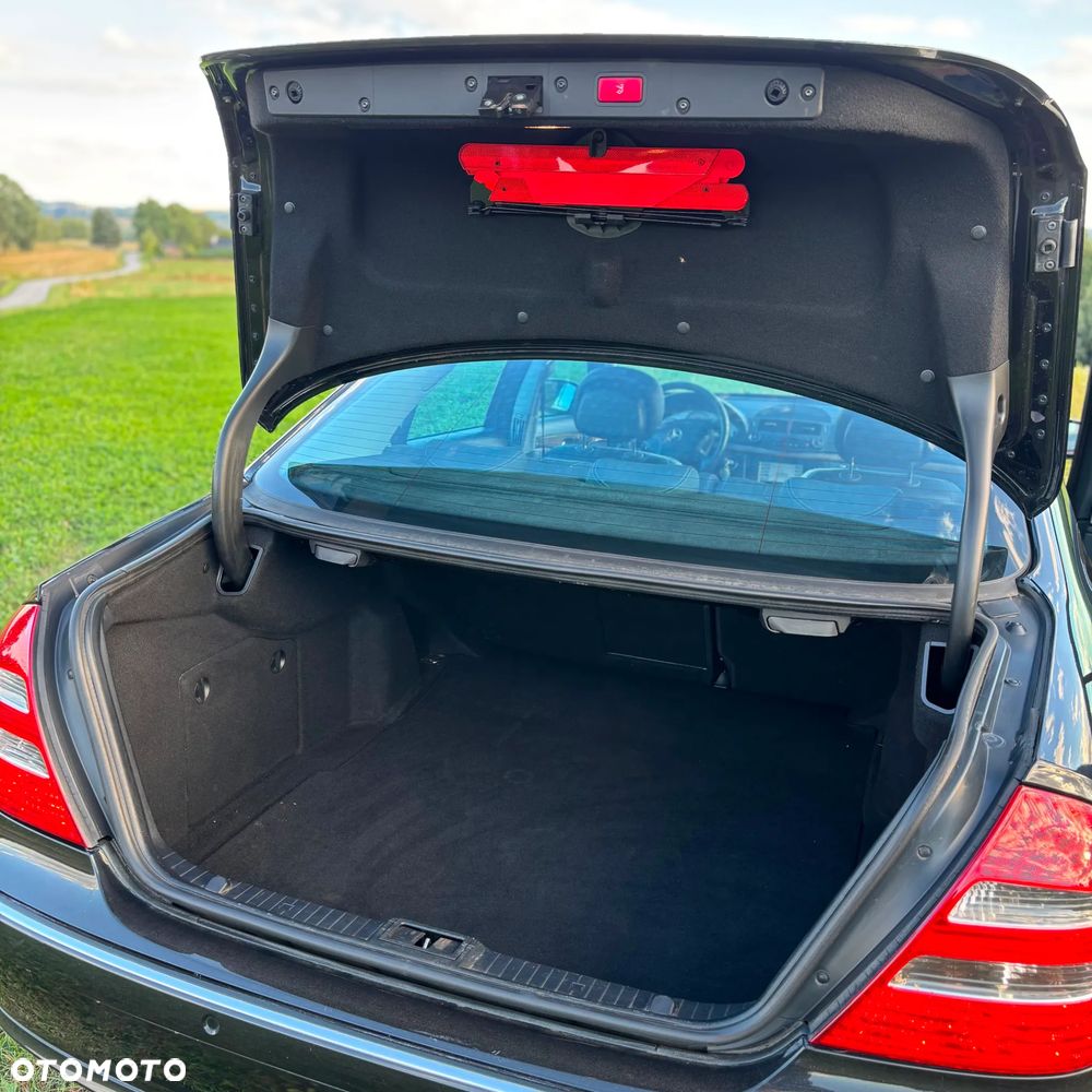 Mercedes-Benz Klasa E 500 4-Matic Avantgarde - 7