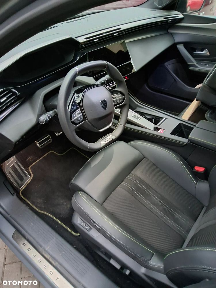 Peugeot 408 1.6 Plug-In Hybrid 225 GT EAT8 - 4