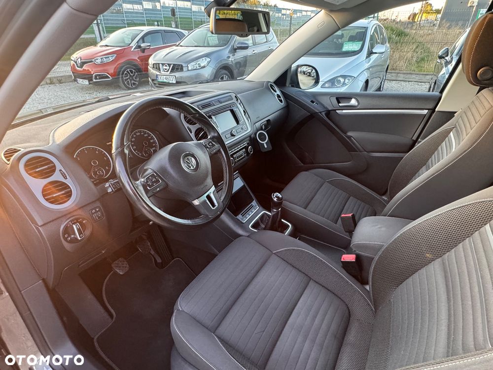 Volkswagen Tiguan 2.0 TDI DPF BlueMotion Technology Cup Sport & Style - 13