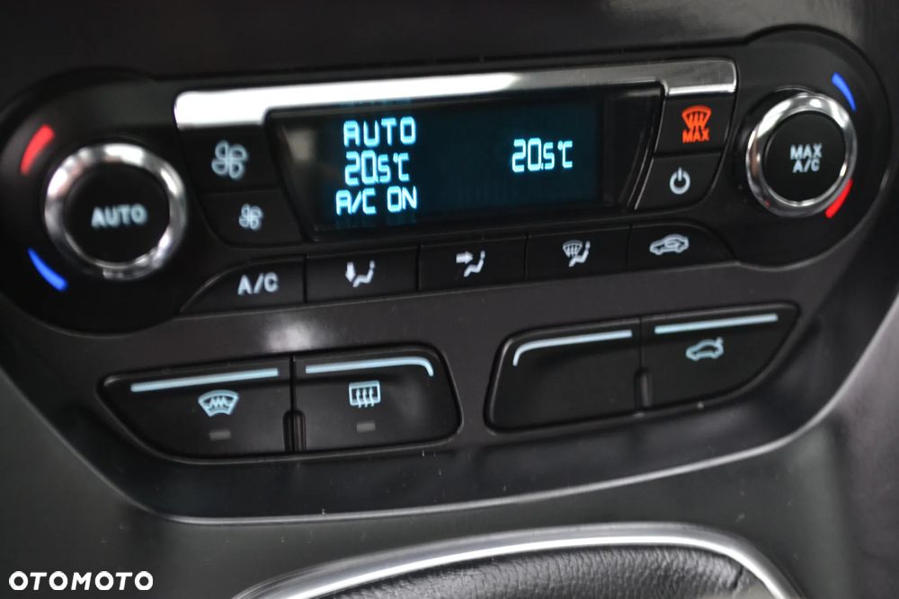 Ford Kuga 2.0 TDCi 4WD Titanium Plus - 27