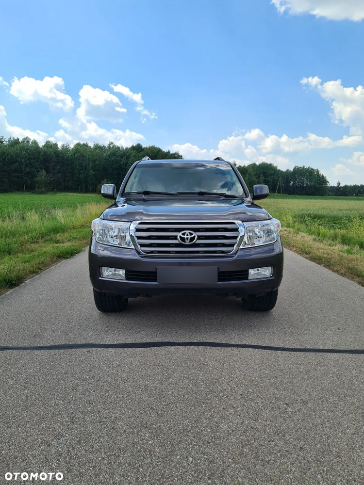 Toyota Land Cruiser - 6