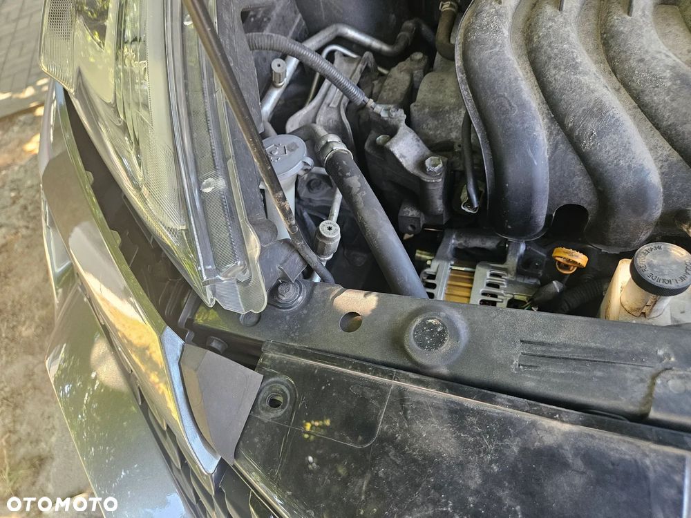 Nissan Juke 1.6 N-Connecta Xtronic EU6 - 4