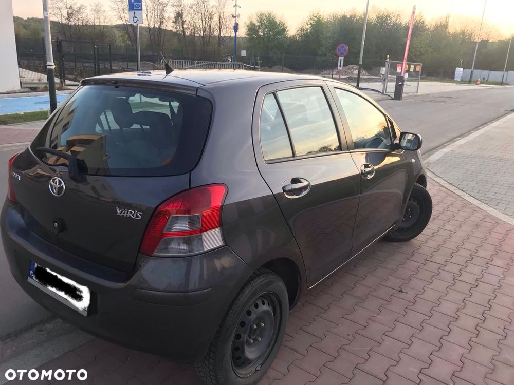 Toyota Yaris 1.4 D-4D Luna - 4