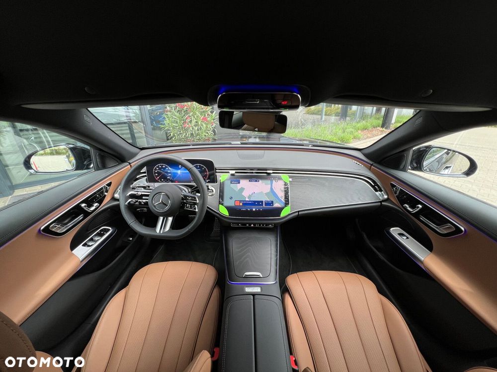 Mercedes-Benz Klasa E 220 d mHEV 4-Matic AMG 9G-Tronic - 12