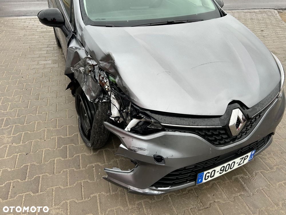 Renault Clio - 33