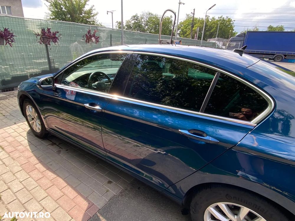 Volkswagen Passat Variant 2.0 TDI DSG Comfortline - 1