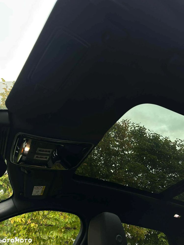 Land Rover Range Rover Velar D300 Dynamic SE - 14