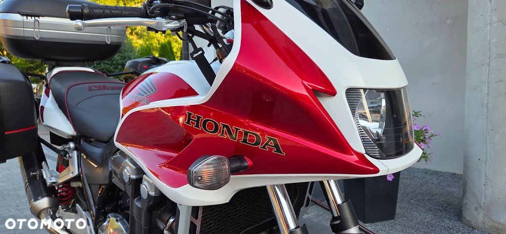 Honda CB - 15