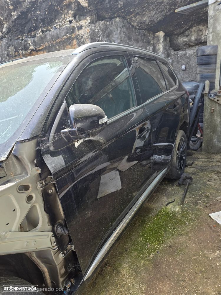 Mitsubishi Outlander  2018 - venda de peças usadas - 7