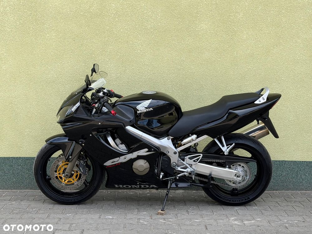 Honda CBR - 24