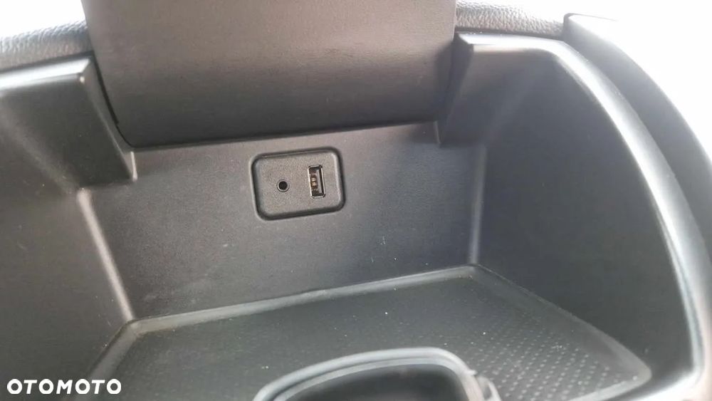 Chevrolet Cruze Station Wagon 1.6 LS - 21