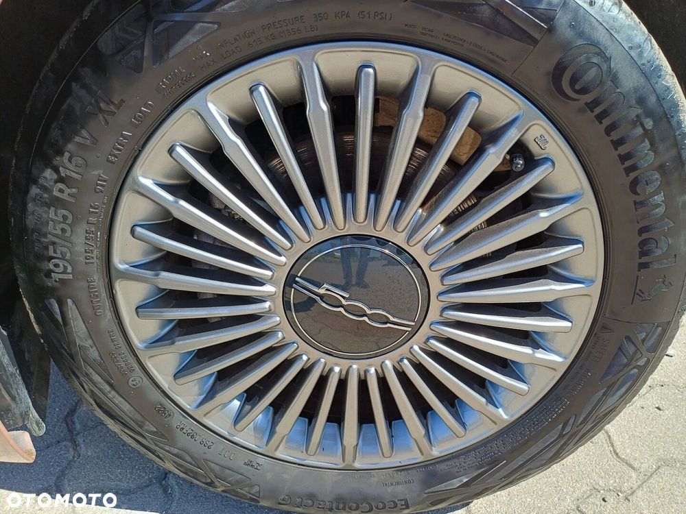 Fiat 500e - 12