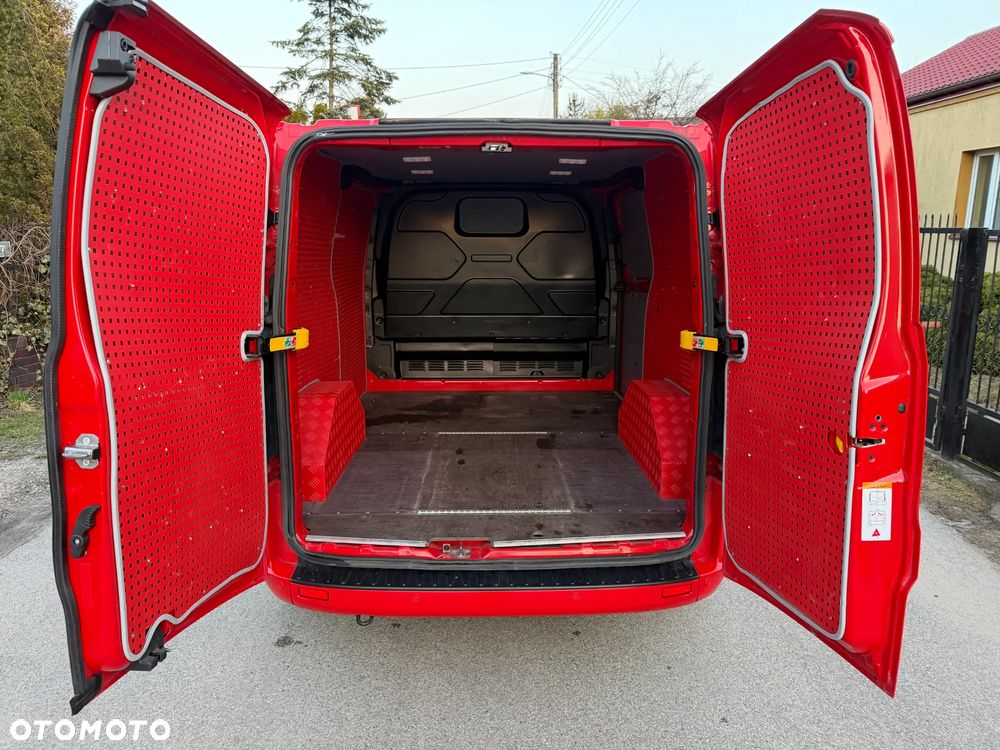 Ford TRANSIT CUSTOM - 32