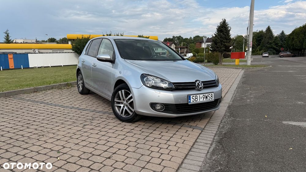 Volkswagen Golf 1.6 Highline - 1