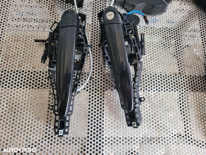 Maner Exterior Usa Cu Lumina Ambientala Bmw F20 F21 F22 F23 LCI An 2015-2019 Volan Stanga - 1