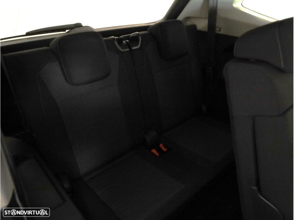 VW Tiguan Allspace 2.0 TDI Confortline DSG - 17