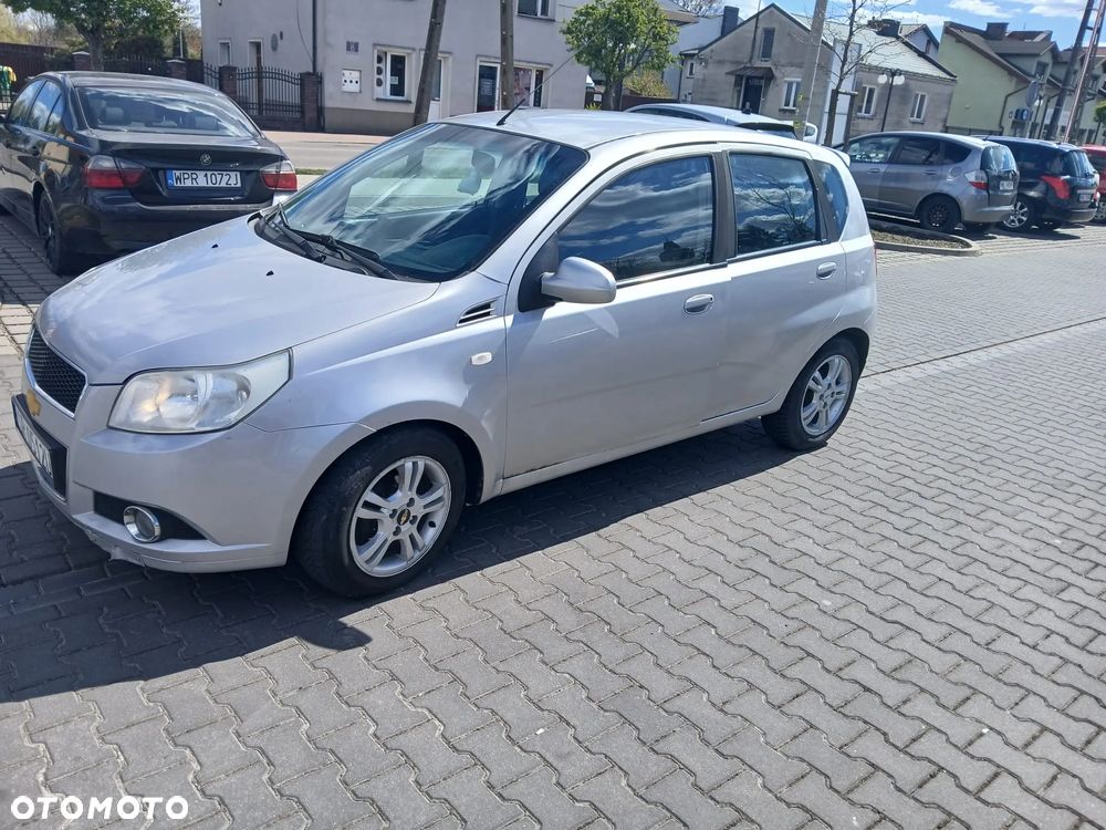 Chevrolet Aveo 1.2 16V Base (air4) - 1