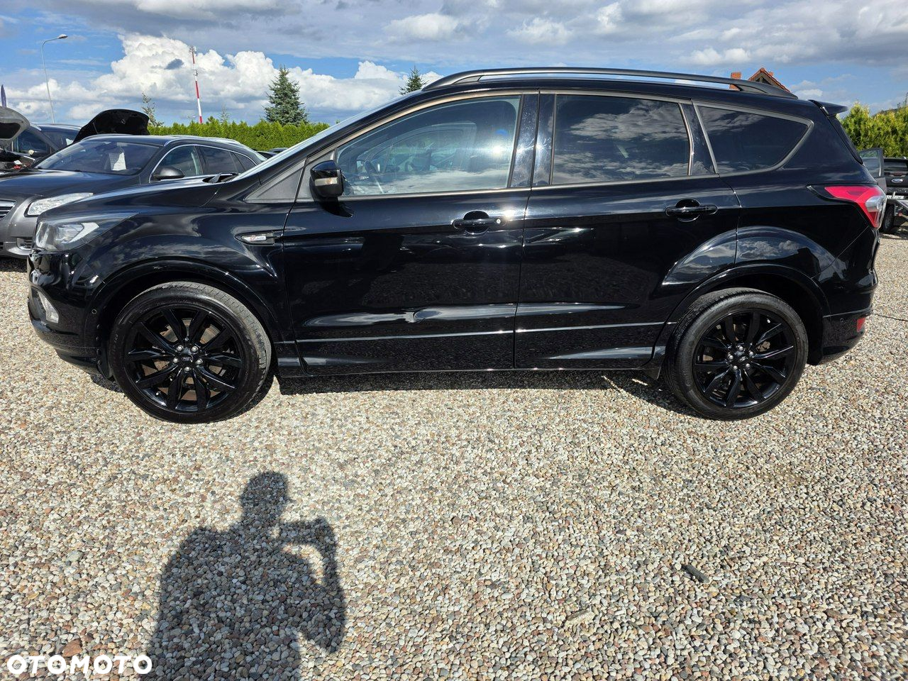 Ford Kuga 1.5 EcoBoost 2x4 ST-Line - 11