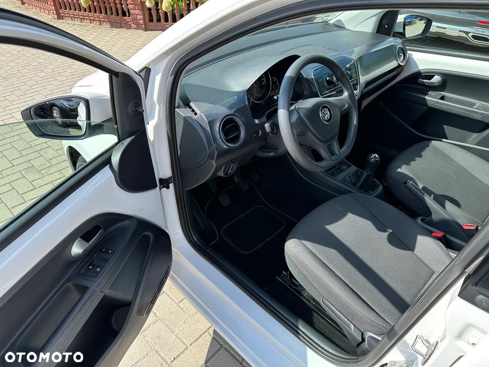 Volkswagen up! - 6