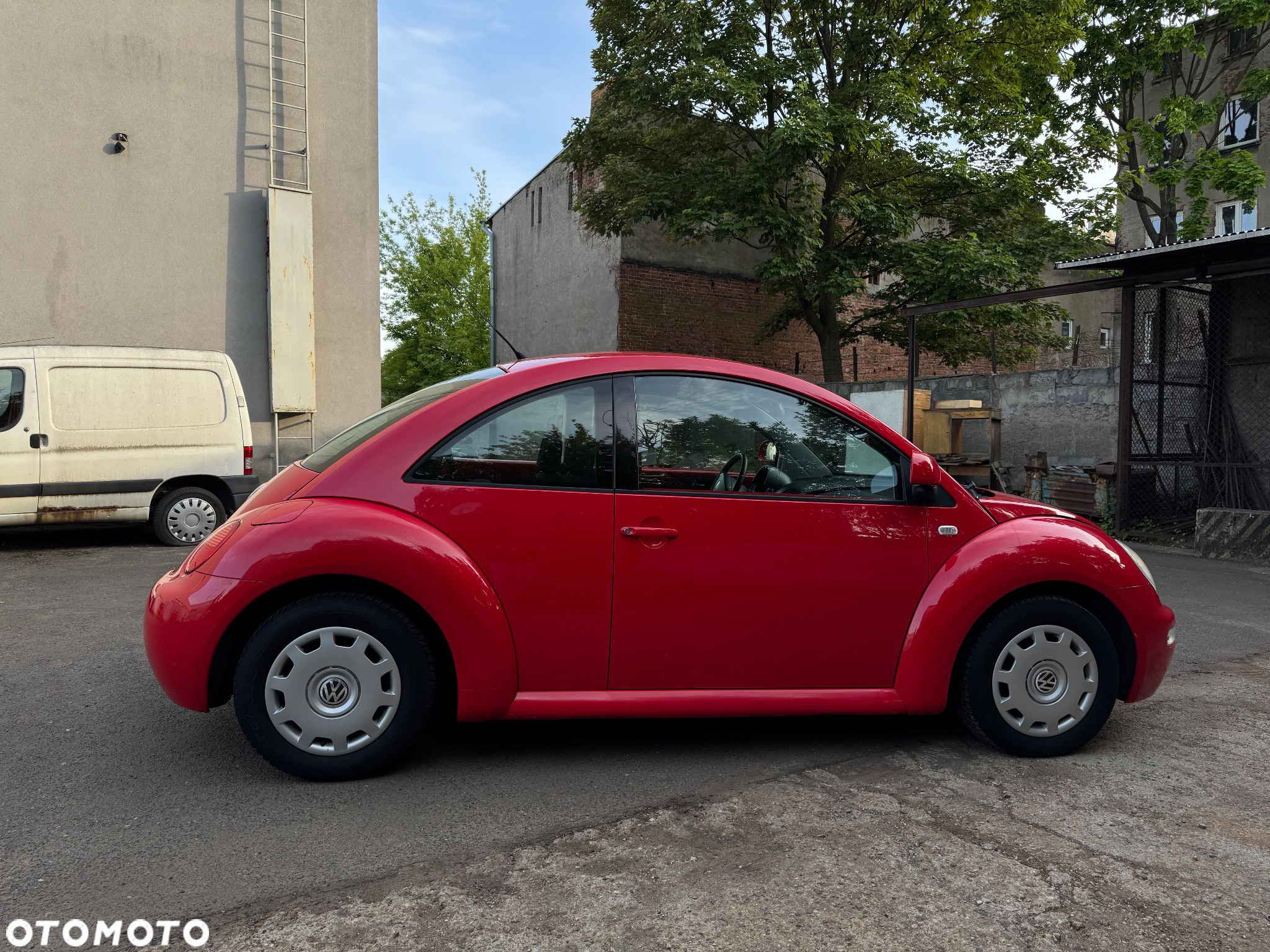 Volkswagen New Beetle 2.0 - 4