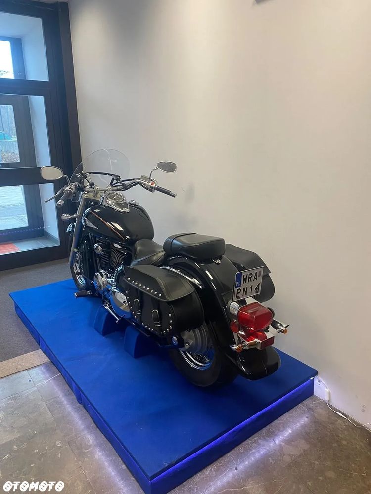 Suzuki VL 800 Volusia - 4