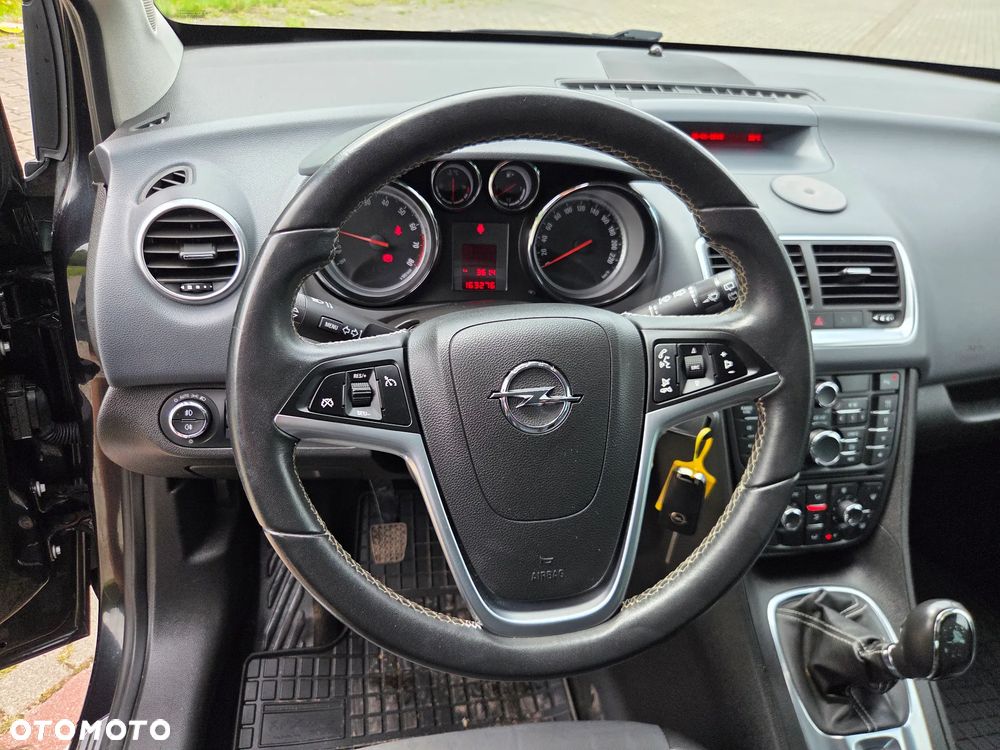 Opel Meriva 1.4 T Cosmo - 15