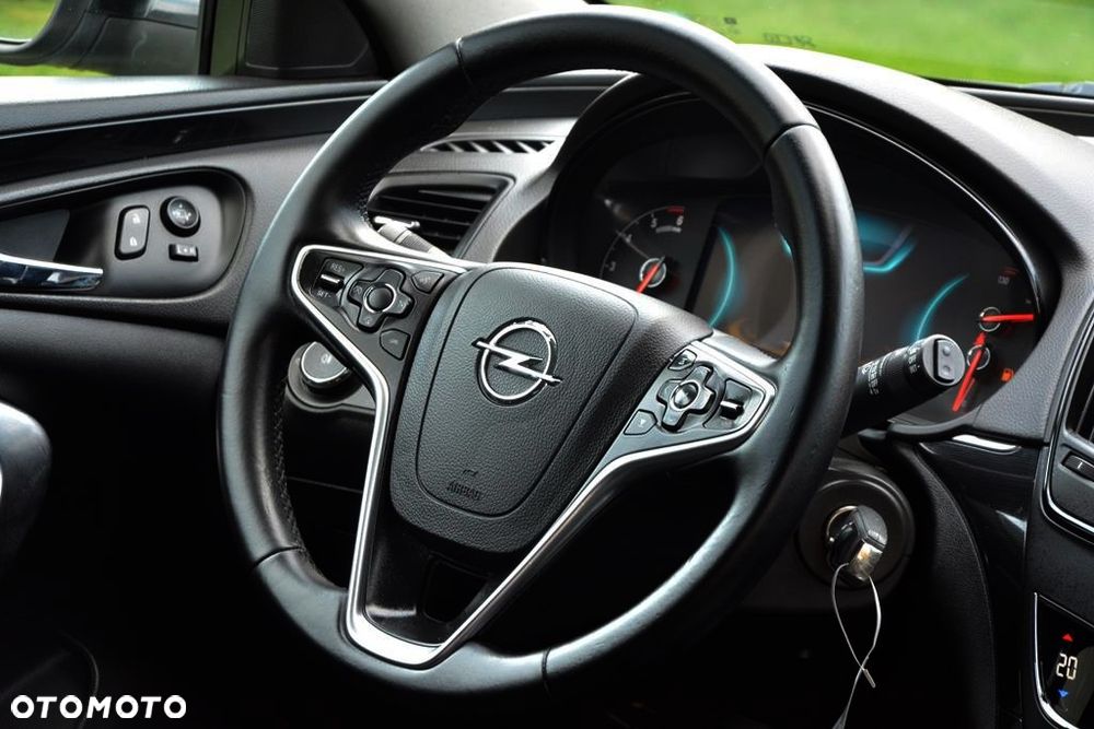 Opel Insignia 2.0 CDTI Automatik - 33