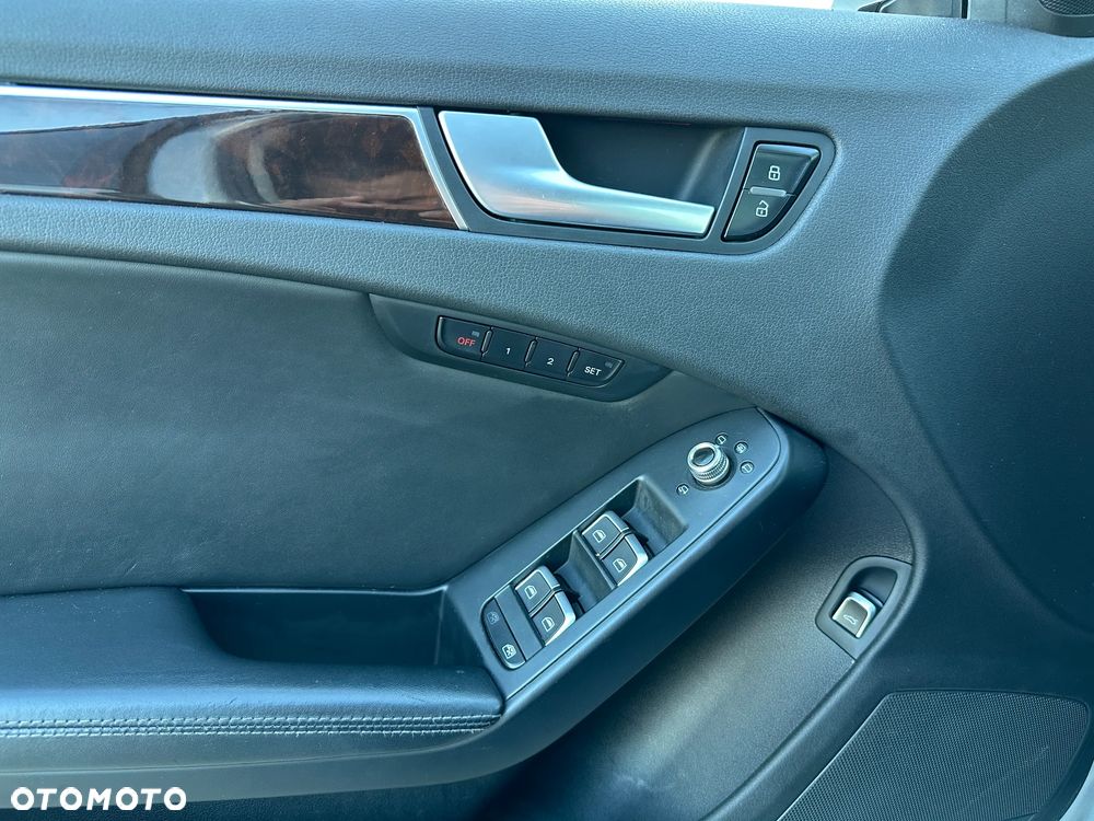 Audi A4 Limousine - 19