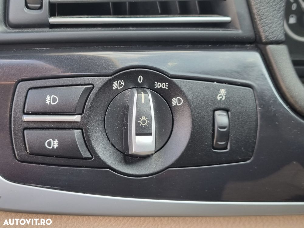 BMW Seria 5 520d Aut. Luxury Line - 19