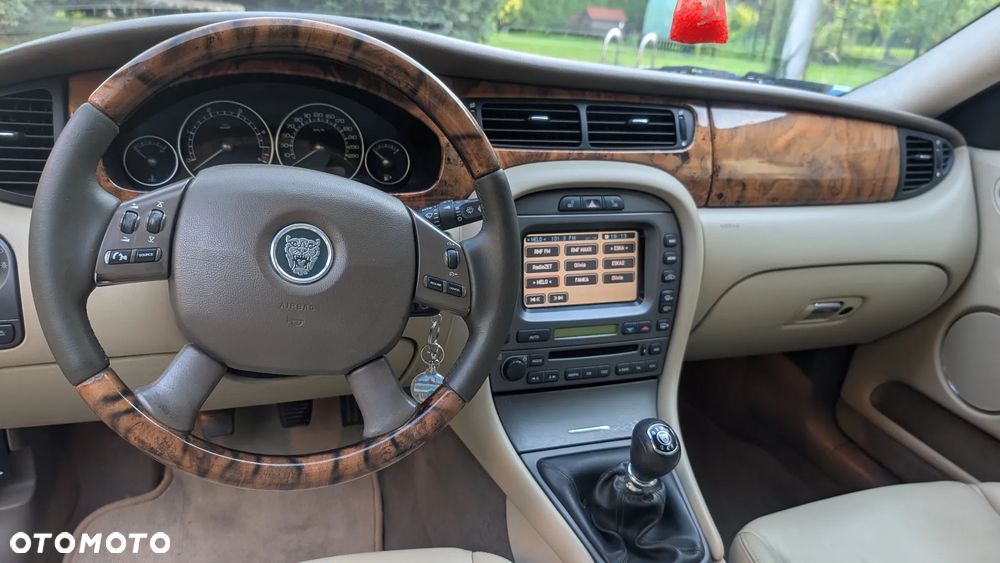 Jaguar X-Type 2.2 Executive - 12