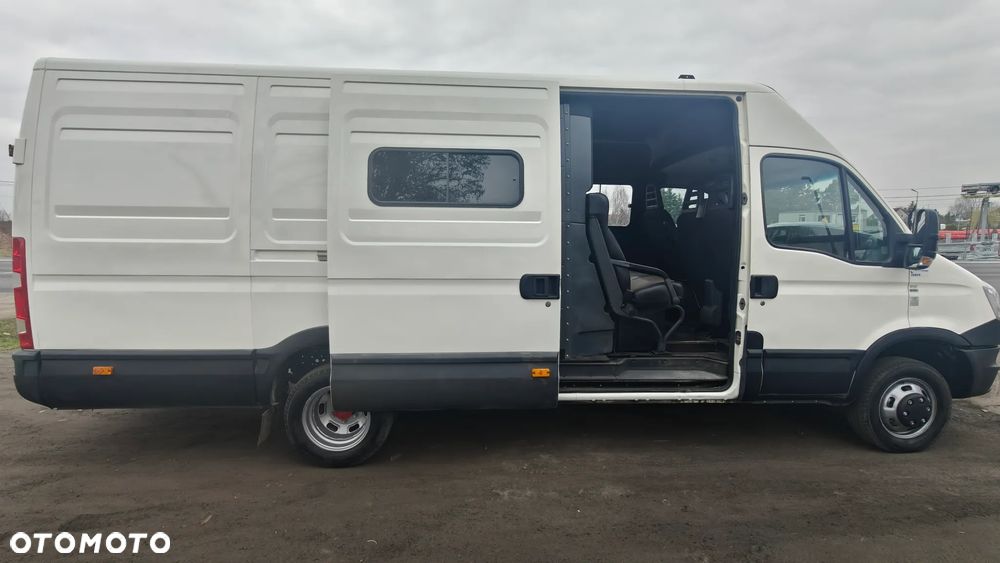 Iveco Daily  35C13 MAXI brygadówka 7 osób BLIŹNIAK KLIMA TEMPOMAT HAK - 11