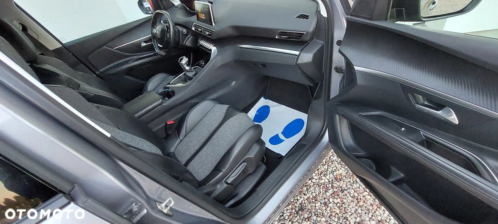 Peugeot 3008 PureTech 130 Stop & Start Active - 28