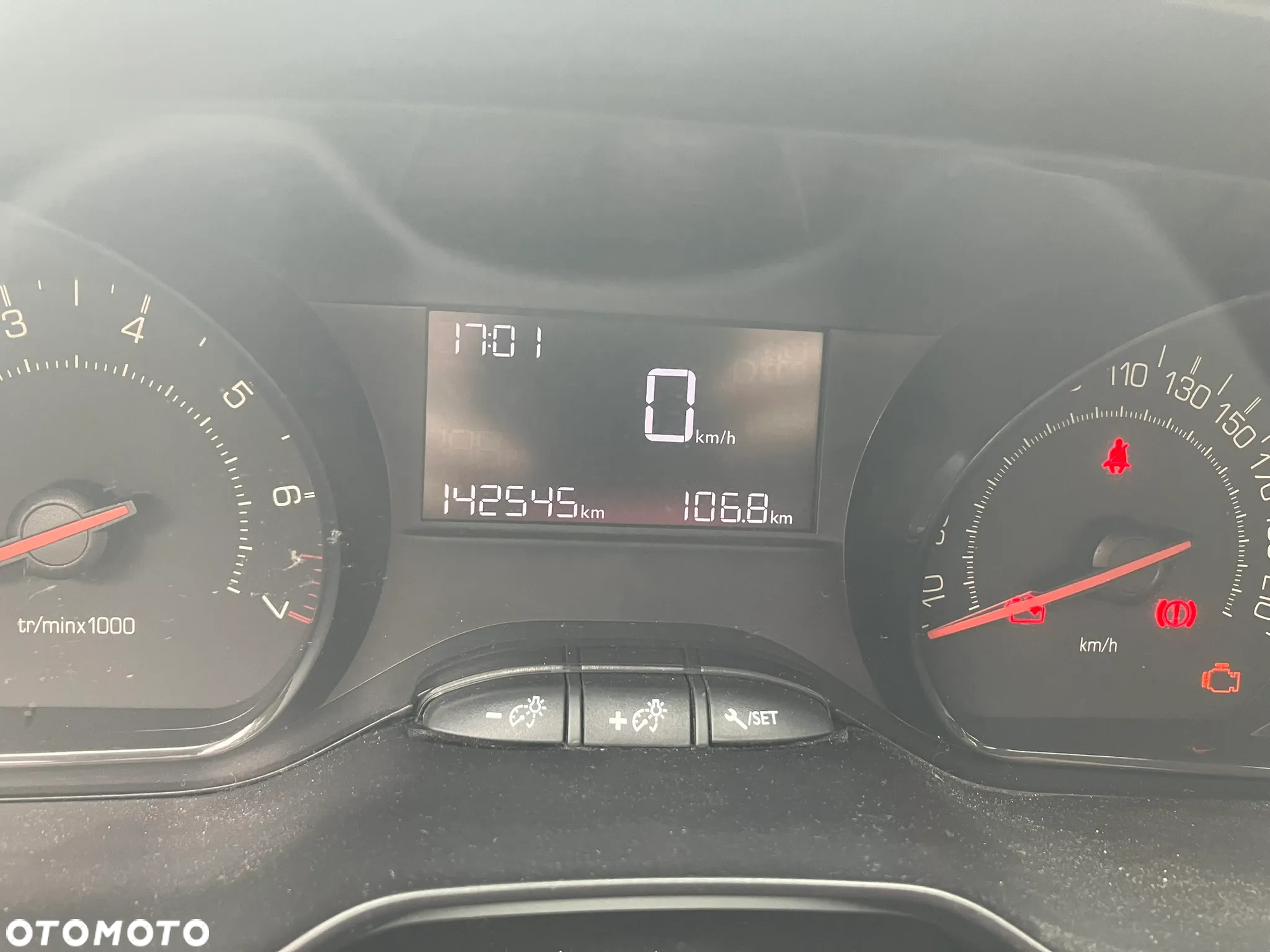 Peugeot 208 1.0 VTi/PureTech Access - 4