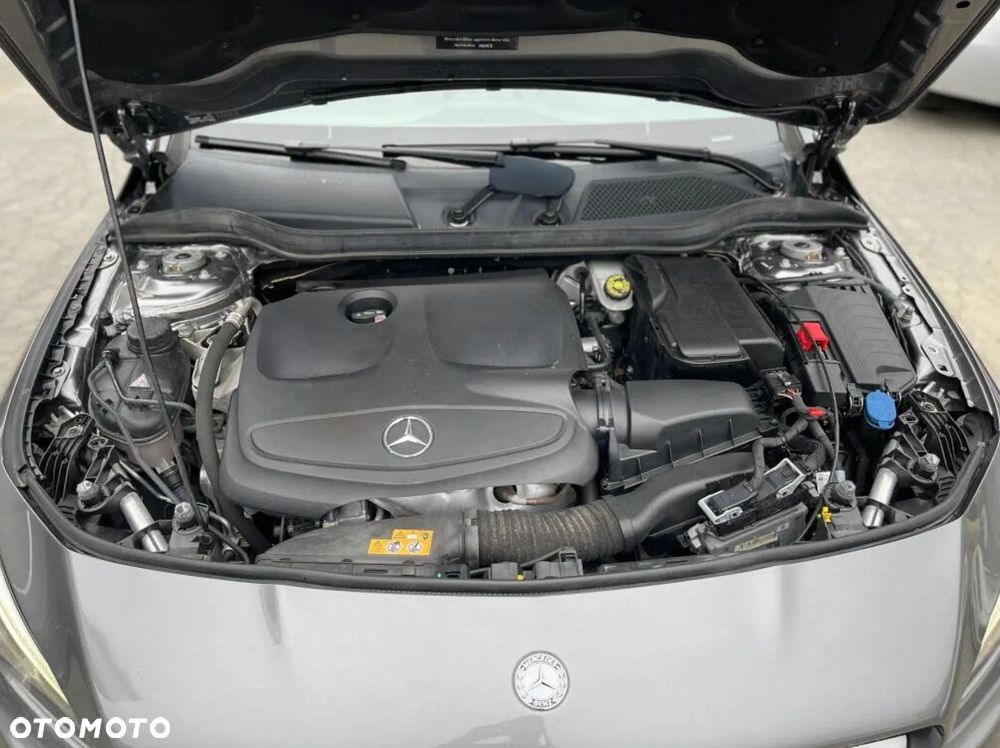Mercedes-Benz CLA 250 4-Matic AMG Line - 26