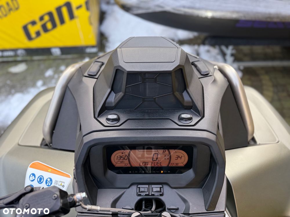 Can-Am Outlander - 11