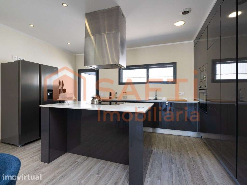 Moradia T4 moderna no Entroncamento - Grande imagem: 5/31