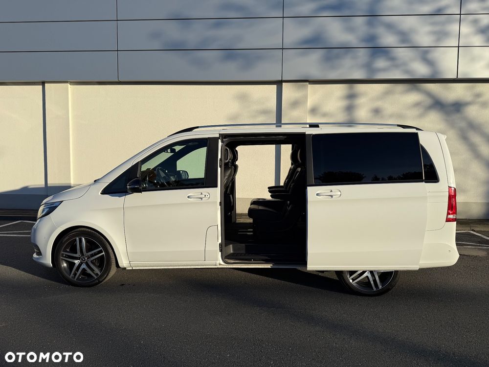 Mercedes-Benz Klasa V - 22