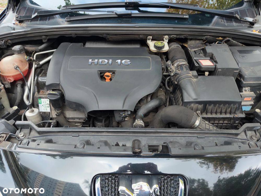 Peugeot 308 - 35