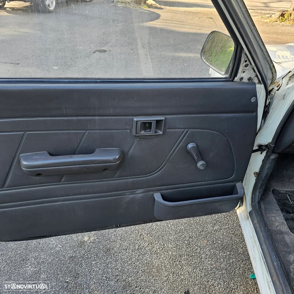 Toyota Hilux FRIGORÍFICA - 8