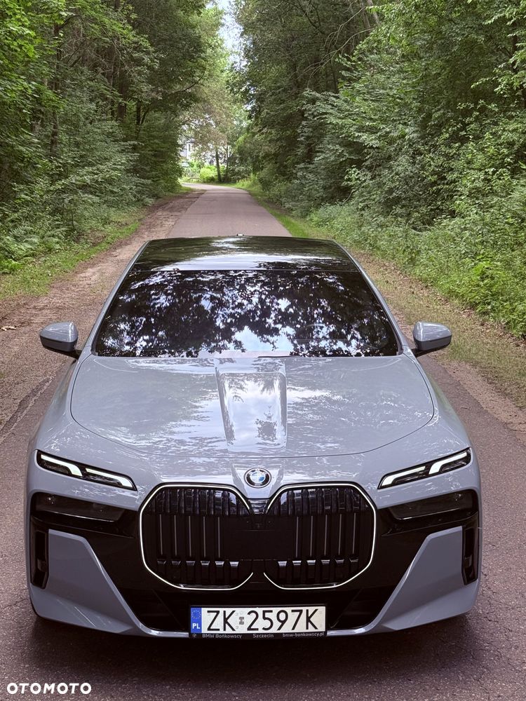 BMW Seria 7 - 4