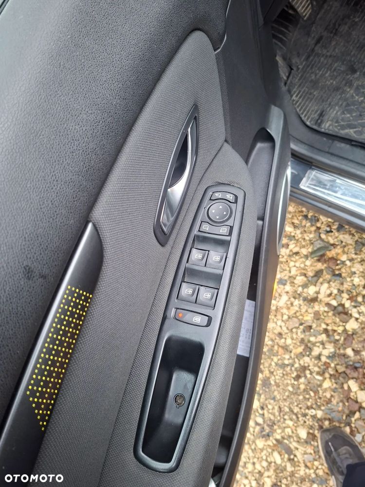 Renault Scenic 1.4 16V TCE Bose Edition - 13