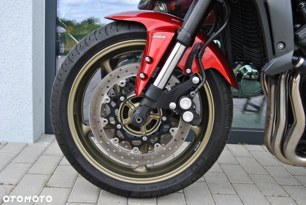 Yamaha FZ - 21