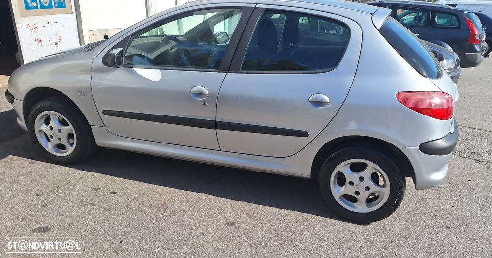 Peugeot 206 - 5