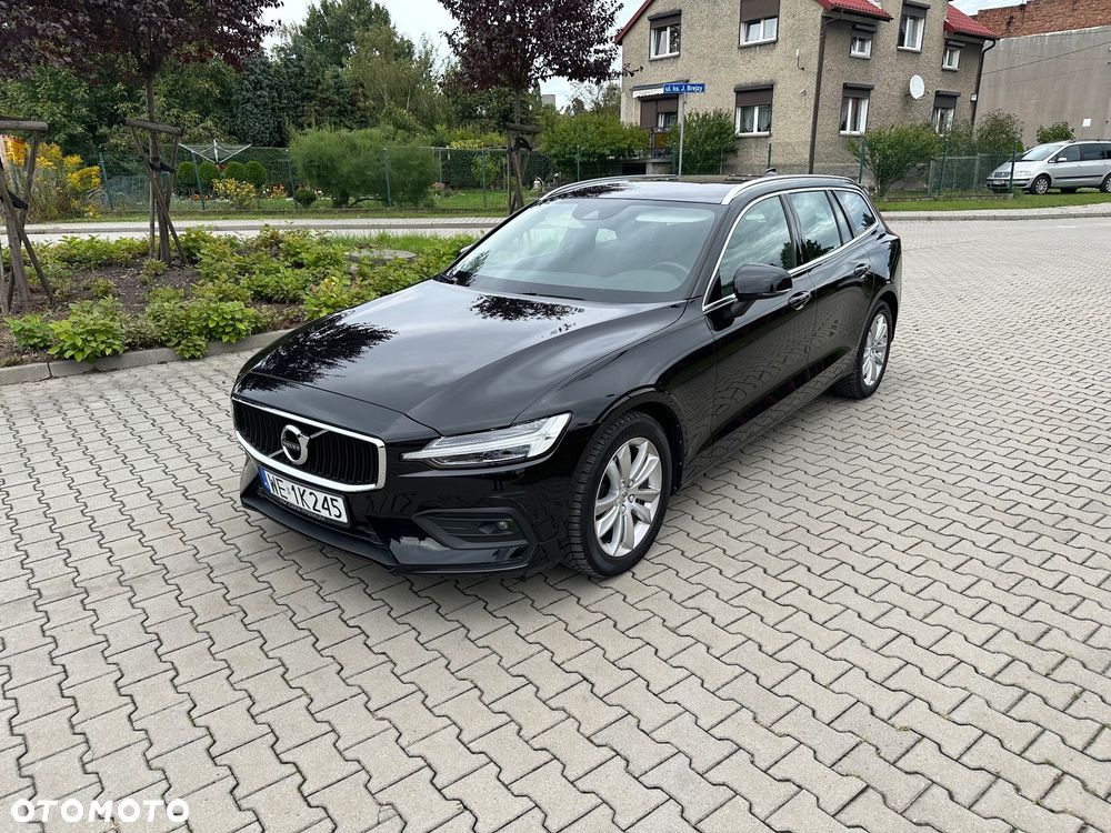Volvo V60 B4 B Momentum Pro - 1