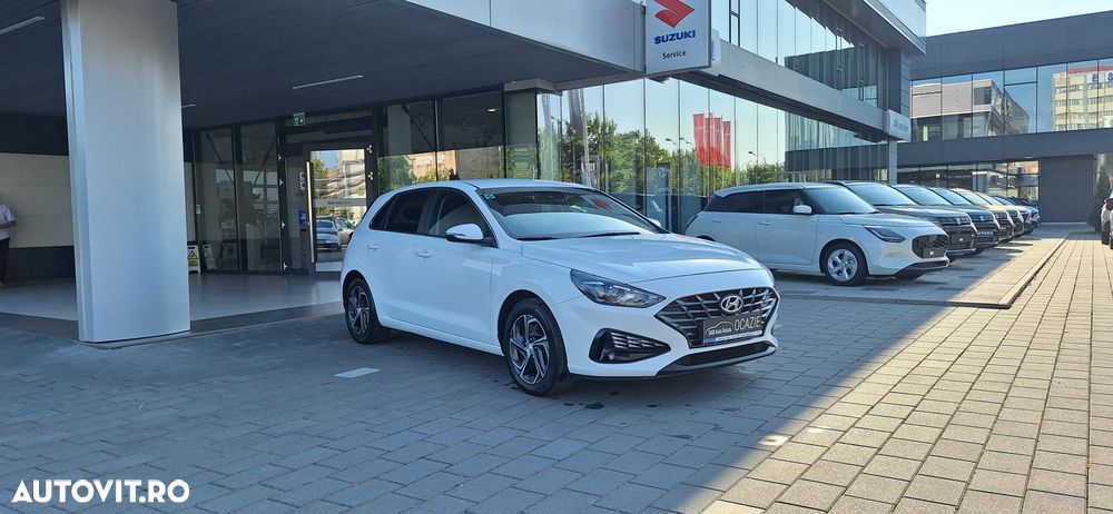 Hyundai i30 1.5 110CP M/T Highway - 2